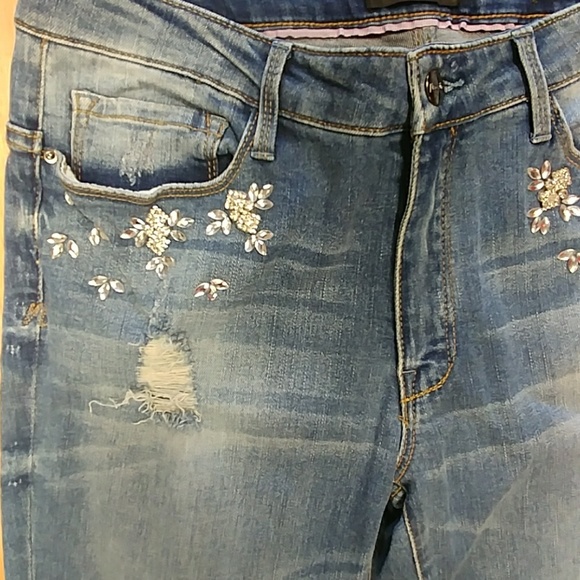 Nanette Lepore Boyfriend Jeans with Bling - Picture 5 of 8
